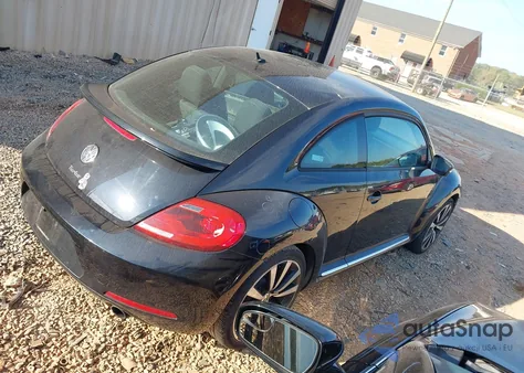 2012 Volkswagen Beetle 2.0T из США, поврежденный, VIN 3VW4A7AT6CM632063
